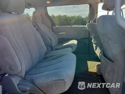 Zdjęcie 11 z 13 samochodu: 2012 TOYOTA SIENNA LE VIN:5TDKK3DC2CS183699 - miniatura