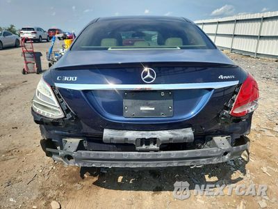 Zdjęcie 6 z 12 samochodu: 2015 MERCEDES-BENZ C 300 4MATIC VIN:55SWF4KB1FU054415 - miniatura
