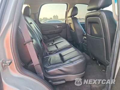 Zdjęcie 11 z 13 samochodu: 2014 CHEVROLET TAHOE C1500 LT VIN:1GNSCBE07ER180401 - miniatura