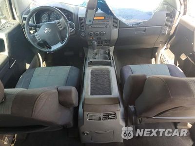 Zdjęcie 8 z 12 samochodu: 2004 NISSAN TITAN XE VIN:1N6AA07B24N569401 - miniatura