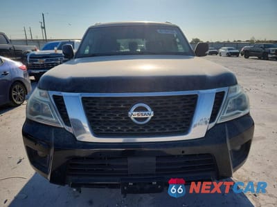 Piąte zdjęcie samochodu w środku: 2017 NISSAN ARMADA SV VIN:JN8AY2ND7H9004580 - miniatura