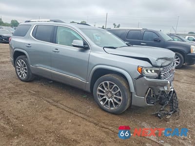Czwarte zdjęcie samochodu z boku: 2023 GMC ACADIA DENALI VIN:1GKKNXLS3PZ176096 - miniatura