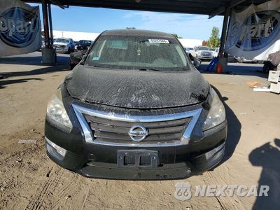 Piąte zdjęcie samochodu w środku: 2015 NISSAN ALTIMA 2.5 S VIN:1N4AL3AP1FN900125 - miniatura