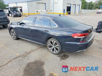 Drugie zdjęcie samochodu z przodu: 2021 VOLKSWAGEN PASSAT SE VIN:1VWSA7A30MC008673 - miniatura