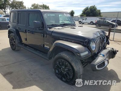 Czwarte zdjęcie samochodu z boku: 2023 JEEP WRANGLER SAHARA 4XE VIN:1C4JJXP64PW648517 - miniatura