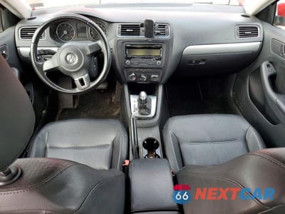 Zdjęcie 8 z 12 samochodu: 2013 VOLKSWAGEN JETTA SE VIN:3VWDP7AJ8DM286368 - miniatura