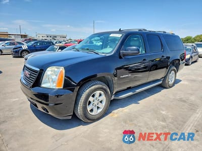 2013 GMC YUKON XL 1GKS1KE05DR301539 - główne zdjęcie licytacji z USA - miniatura