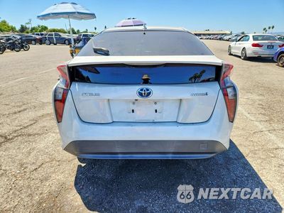 Zdjęcie 6 z 12 samochodu: 2016 TOYOTA PRIUS TWO VIN:JTDKBRFUXG3008133 - miniatura