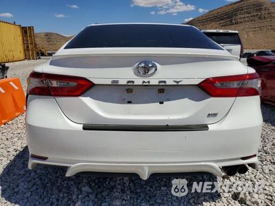 Zdjęcie 6 z 12 samochodu: 2018 TOYOTA CAMRY SE VIN:4T1B11HK1JU015632 - miniatura
