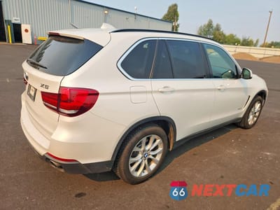 Trzecie zdjęcie samochodu z tyłu: 2016 BMW X5 XDRIVE35D VIN:5UXKS4C55G0N15053 - miniatura