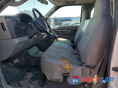 Zdjęcie 7 z 12 samochodu: 2007 FORD F350 SRW SUPER DUTY VIN:1FDWX34P17EB43031 - miniatura