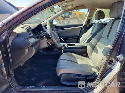 Zdjęcie 7 z 13 samochodu: 2016 HONDA CIVIC LX VIN:2HGFC2F55GH506091 - miniatura