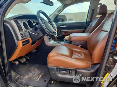 Zdjęcie 7 z 12 samochodu: 2012 TOYOTA TUNDRA CREWMAX LIMITED VIN:5TFHW5F1XCX236178 - miniatura