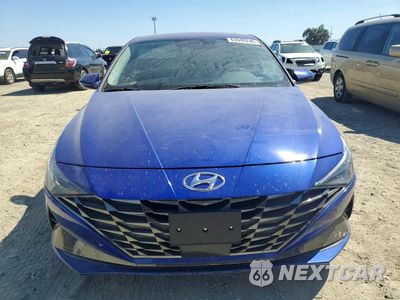 Piąte zdjęcie samochodu w środku: 2022 HYUNDAI ELANTRA LIMITED VIN:KMHLP4AGXNU356706 - miniatura