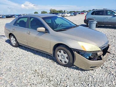 Czwarte zdjęcie samochodu z boku: 2006 HONDA ACCORD LX VIN:3HGCM56466G701530 - miniatura