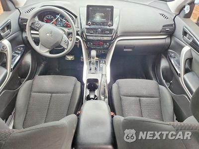 Zdjęcie 8 z 12 samochodu: 2023 MITSUBISHI ECLIPSE CROSS LE VIN:JA4ATVAAXPZ001074 - miniatura