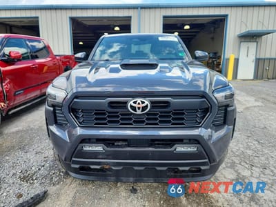 Piąte zdjęcie samochodu w środku: 2025 TOYOTA TACOMA TRD SPORT VIN:3TMLB5JN1SM166722 - miniatura