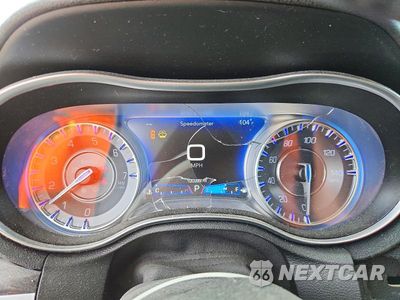 Zdjęcie 9 z 13 samochodu: 2020 CHRYSLER 300 TOURING VIN:2C3CCAAG5LH133721 - miniatura