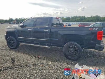 Drugie zdjęcie samochodu z przodu: 2019 CHEVROLET SILVERADO K2500 HEAVY DUTY LTZ VIN:1GC1KTEY5KF210382 - miniatura