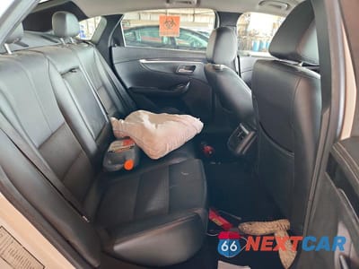 Zdjęcie 10 z 12 samochodu: 2018 CHEVROLET IMPALA LT VIN:1G1105SA8JU137343 - miniatura