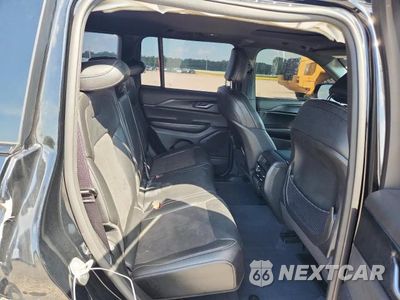 Zdjęcie 11 z 13 samochodu: 2023 JEEP GRAND CHEROKEE LAREDO VIN:1C4RJHAGXPC561135 - miniatura