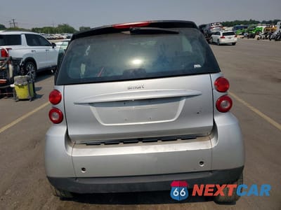 Zdjęcie 6 z 12 samochodu: 2009 SMART FORTWO PURE VIN:WMEEJ31X99K245883 - miniatura
