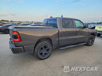 Czwarte zdjęcie samochodu z boku: 2020 RAM 1500 BIG HORN/LONE STAR VIN:1C6RREFT4LN124265 - miniatura