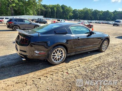 Trzecie zdjęcie samochodu z tyłu: 2014 FORD MUSTANG VIN:1ZVBP8AM7E5214172 - miniatura