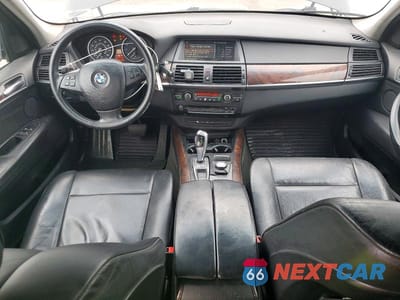 Zdjęcie 8 z 13 samochodu: 2007 BMW X5 3.0I VIN:4USFE43567LY77640 - miniatura
