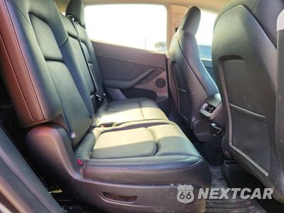 Zdjęcie 10 z 12 samochodu: 2025 TESLA MODEL Y VIN:7SAYGAEE6SF272407 - miniatura