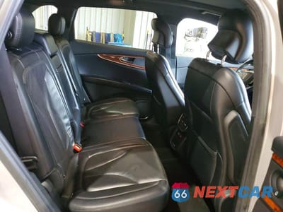 Zdjęcie 11 z 13 samochodu: 2019 LINCOLN NAUTILUS RESERVE VIN:2LMPJ8L99KBL50507 - miniatura