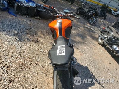 Zdjęcie 6 z 9 samochodu: 2014 YAMAHA FZ09 VIN:JYARN33E8EA003503 - miniatura