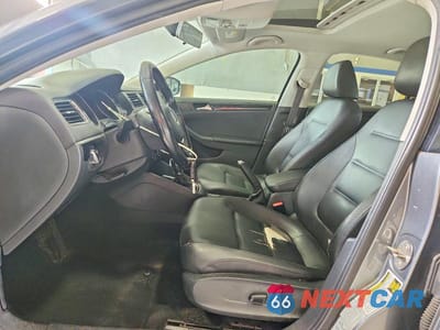 Zdjęcie 7 z 12 samochodu: 2017 VOLKSWAGEN JETTA SEL VIN:3VWL17AJ2HM205206 - miniatura