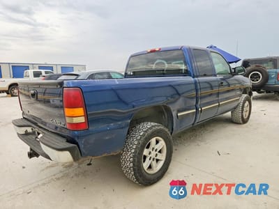 Trzecie zdjęcie samochodu z tyłu: 2000 CHEVROLET SILVERADO C1500 VIN:2GCEC19T5Y1325694 - miniatura