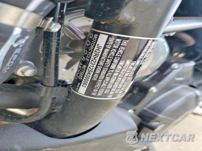 Zdjęcie 10 z 10 samochodu: 2025 HONDA NC750 XD VIN:JH2RH2312SK000063 - miniatura