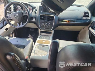 Zdjęcie 8 z 13 samochodu: 2017 DODGE GRAND CARAVAN SXT VIN:2C4RDGCGXHR745790 - miniatura