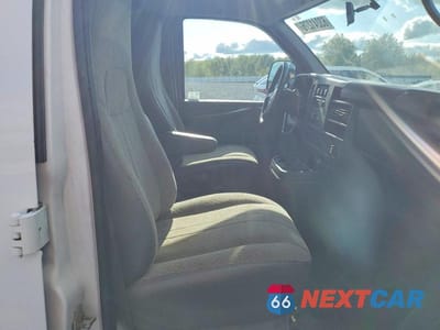 Zdjęcie 11 z 13 samochodu: 2014 CHEVROLET EXPRESS G1500 VIN:1GCSGAFX4E1145316 - miniatura