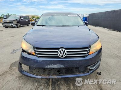 Piąte zdjęcie samochodu w środku: 2013 VOLKSWAGEN PASSAT SE VIN:1VWBH7A33DC033417 - miniatura