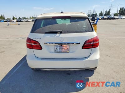 Zdjęcie 6 z 13 samochodu: 2016 MERCEDES-BENZ B 250E VIN:WDDVP9AB7GJ010346 - miniatura