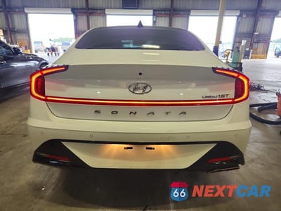 Zdjęcie 6 z 13 samochodu: 2021 HYUNDAI SONATA LIMITED VIN:5NPEH4J2XMH075948 - miniatura