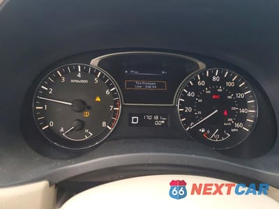 Zdjęcie 9 z 14 samochodu: 2014 NISSAN PATHFINDER S VIN:5N1AR2MN3EC704643 - miniatura