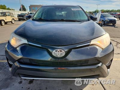 Piąte zdjęcie samochodu w środku: 2018 TOYOTA RAV4 XLE VIN:2T3RFREV8JW792278 - miniatura