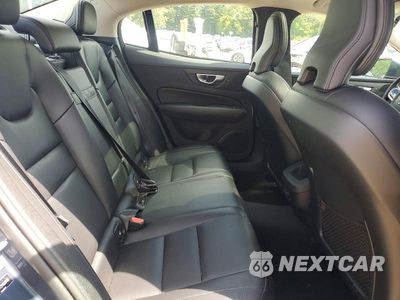 Zdjęcie 10 z 12 samochodu: 2021 VOLVO S60 T6 MOMENTUM VIN:7JRA22TK2MG092413 - miniatura