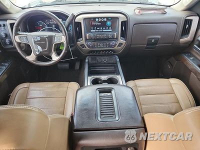 Zdjęcie 8 z 12 samochodu: 2017 GMC SIERRA K2500 DENALI VIN:1GT12UEY5HF225060 - miniatura