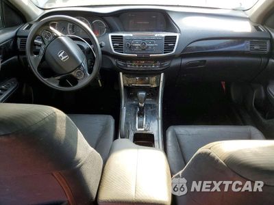 Zdjęcie 8 z 12 samochodu: 2017 HONDA ACCORD LX VIN:1HGCR2F30HA133073 - miniatura