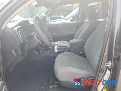 Zdjęcie 7 z 13 samochodu: 2018 TOYOTA TACOMA SR VIN:5TFAX5GN0JX129864 - miniatura