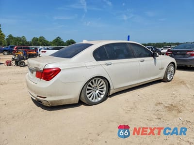 Trzecie zdjęcie samochodu z tyłu: 2009 BMW 750 LI VIN:WBAKB835X9CY60053 - miniatura