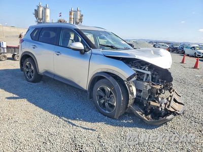 Czwarte zdjęcie samochodu z boku: 2024 NISSAN ROGUE SV VIN:JN8BT3BA3RW359669 - miniatura