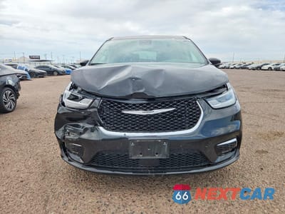 Piąte zdjęcie samochodu w środku: 2023 CHRYSLER PACIFICA HYBRID TOURING L VIN:2C4RC1L78PR632550 - miniatura
