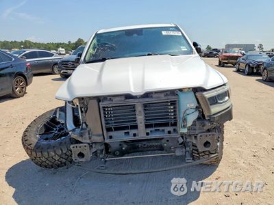 Piąte zdjęcie samochodu w środku: 2021 RAM 1500 LARAMIE VIN:1C6SRFJT4MN733324 - miniatura